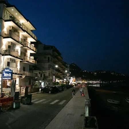 Hotel La Riva-2